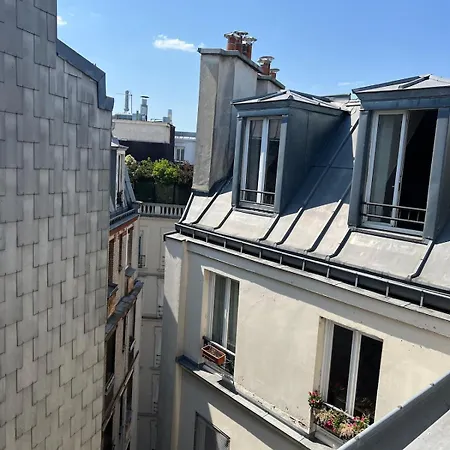 Au Coeur De Montmartre