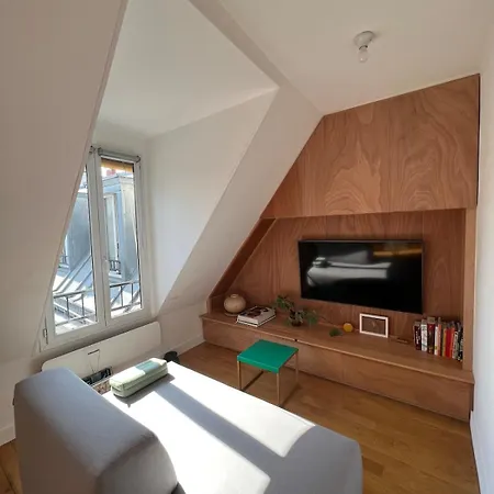 Apartment Au Coeur De Montmartre *